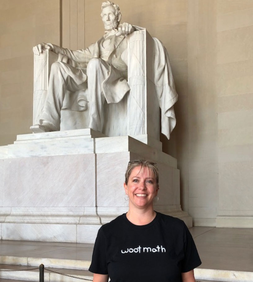 Janelle at the Lincoln Memorial